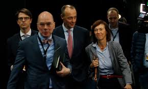 Anfangs zählte friedrich merz mit angela merkel zu einer neuen führungsriege der cdu, die nach dem politischen rückzug des altkanzlers helmut kohl infolge der wahlniederlage von 1998 an die. In Dusseldorf Gewinnt Friedrich Merz Die Cdu Herzen Jens Spahn Hat Einen Starken Auftritt Parteien Politik Report D De Dusseldorf Internetzeitung