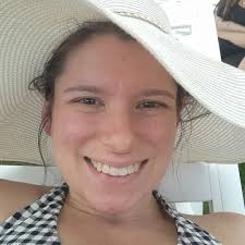 I thought you should like this. Introvert Introvert + Extrovert Extrovert  11/, + Introvert Extrovert M + 용9리 O Sarah Andersen And