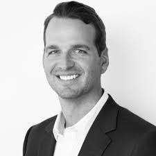 Jonathan Brader's Instagram, Twitter & Facebook