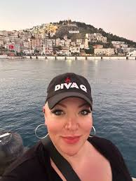 🇹🇷 A truly fantastic day in Turkey! Started the morning with a private  tour of Ephesus, an incredible UNESCO World Heritage Site — absolutely  awe-inspiring to walk through such ancient history. Then