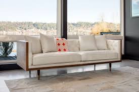 Kardiel Posted To Instagram Kardiel Woodrow Neo Is The Sleek Modern American Walnut Sofa In Brass Tipped Solid Walnut Fabric Sofa Walnut Sofa Leather Sofa Kardiel consists of a passionate group of modernist enthusiasts creating reproducing mid century modern modern loft interior furnishings.