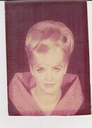 Who are the customers in these 1960s Chattanooga beauty salon photos?