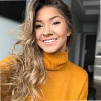 Amanda Edgett's Instagram, Twitter & Facebook