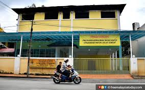 Remaja yang didakwa membakar pusat tahfiz darul quran ittifaqiyah di kampung datuk keramat sehingga menyebabkan. Tahfiz Terbakar 1 Bebas 1 Diarah Bela Diri Free Malaysia Today Fmt