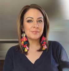 Allison Clubb's Instagram, Twitter & Facebook