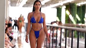 Amber Quinn in Slow Motion _ Hot Miami Styles Flying Solo 2023 _ 4k - video  Dailymotion