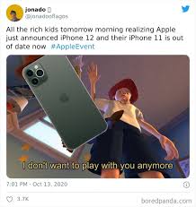 By gannon burgett march 18, 2021. People Are Making Fun Of The New Iphone 12 In 30 Hilarious Memes Bored Panda