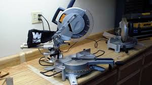 A miter saw is ideal for making clean crosscuts on wood stock. Ridgid Compound Miter Saw Ms1290lza Up For Review Compoundmitersawnews S Blog