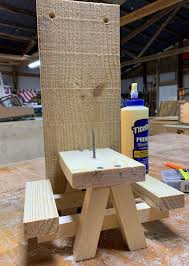 Diy Squirrel Feeder Scrap Wood Projects Revival Woodworks Diy Feeder Picnic Squirrel T In 2020 Small Wood Projects Scrap Wood Projects Wood Projects That Sell