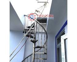 Lan can inox cầu thang xoắn ốc