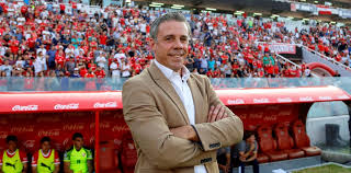 Brasil hizo un gol, se quedó con 10 por una patada criminal y sufrió, pero al final eliminó a chile. El Deseo De Lucas Pusineri Quiero Ver Un Independiente Mas Agresivo