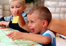 LICENCJA NA ZABAWKĘ TARGOWA JESIEŃ NA PLUS MEDIA SPOŁECZNOŚCIOWE A SPRZEDAŻ