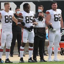 Callie brownson during practice on august 18, 2020. Clevelanddotcom On Twitter A Powerful Photo On A Day Where Callie Brownson Made History As The First Woman To Coach A Position Group In An Nfl Game Photo John Kuntz Https T Co A4ya4w2cro Https T Co 1kn16uivay