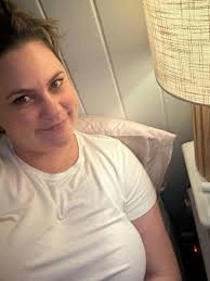 CURVY AMELIA (@curvy_amelia_) • Threads, Say more