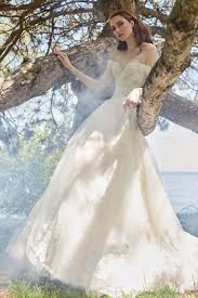 Di santo is the global chief compliance officer and managing director of enterprise risk management at cme group, a derivatives marketplace that brings together buyers and sellers looking to manage risk or profit from it. Ines Di Santo 2021 Wedding Dresses Arabia Weddings