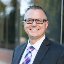 Stephen Ralls's Instagram, Twitter & Facebook