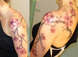 Dernier message posté le : Tatouage Fleur De Cerisier Epaule Bras Et Dos Femme