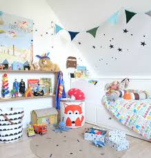 Werbung Kinderzimmer Styling Dekorieren Mit Viel Platz Fur Fantasie Und Ein Wolkenrausfallschutz Diy Kinder Zimmer Kinderzimmer Kinderteppiche