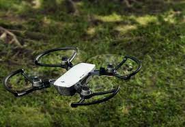 The almost prohibitive prices for most mortals make other options like jjrc gain more and more market share, although there is no color between them in terms of quality and characteristics. Dji Spark Features Of The Cheapest Dji Drone Price In India