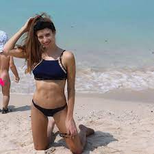 Klischee check mit cathy hummels sind die pariser wirklich so unfreundlich taff prosieben. Nach Sixpack Lob Neues Bild Von Cathy Hummels Besorgt Fans Promiflash De