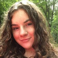 Belinda Thayer's Instagram, Twitter & Facebook