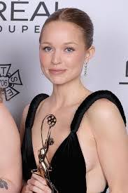 Kristen Marques's Instagram, Twitter & Facebook