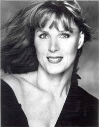 Sie ist besonders berühmt für ihren geschmackvollen fashionsense und ihr liebenswürdiges auftreten. Peoplequiz Biographies Mariette Hartley