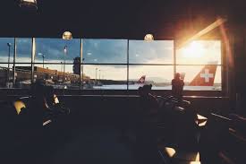 Your complimentary membership might be with lounge club, priority pass, or loungekey, all similar or related global. Perks Guide Credit Cards With Airport Lounge Access Ratehub Ca