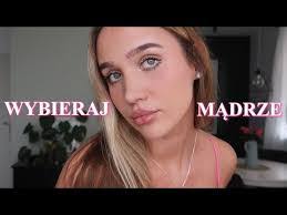 Amelia Lea's Instagram, Twitter & Facebook