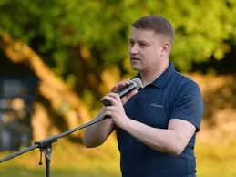 4,347 likes · 144 talking about this. Mer Rivnogo Pro Romiv U Misti Zapakuyemo V Avtobus I Vivezemo V Zakarpattya Gordon