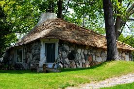 Earl young never met a stone he didn't like. Mushroom Houses Of Charlevoix Michigan