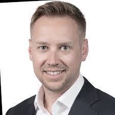 Sonya Ingalls's Instagram, Twitter & Facebook