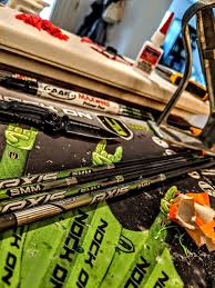 Stripping And Re Fletching Arrows Bow Hunting Bow Arrows Bows