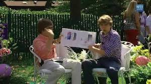 Dylan sprouse sprouse bros dylan und cole old disney channel zack y cody riverdale cole sprouse adam sandler model face celebrity moms. File Cole Dylan Sprouse Read Jeremy Draws A Monster The White House Video Version Theora Ogv Wikimedia Commons