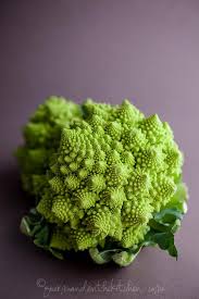 Romanesco Cauliflower In Spicy Tomato Sauce Roman Style Cauliflower Gourmande In The Kitchen Recipe Romanesco Cauliflower Romanesco Vegetables