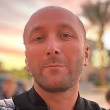 🚀 I just applied to a UI Platform Engineering role at Netflix that feels  like it was written for me.