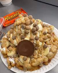 sticky icky funnel cakes on instagram new funnel cake alert the peanut butter funnel cake it co funnel cake food cravings diy food recipes