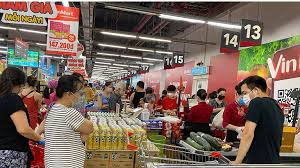 Từ ngày 24/6, masan đã triển khai tiêm chủng cho các nhân viên siêu thị vinmart và cửa hàng vinmart+ tại tp. 6 Vchqgu821kjm