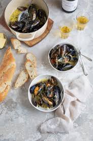 Mussels With White Wine Garlic Cream Recipe Cream Recipes Mussels Recipe Recipes