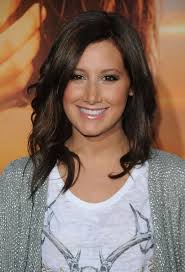 Ashley Tisdale Shag Brown Shoulder Length Hair Hair Styles Hair Beauty