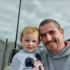 Irish dad who lost seemingly healthy wife just weeks after diagnosis fights  to lower bowel cancer screening age