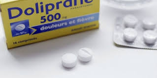 Le traitement de référence pour soulager la fièvre reste le paracétamol. Le Paracetamol Peut Entrainer Des Reactions Cutanees Graves Sciences Et Avenir