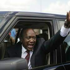 Uhuru kenyatta hails from a political dynasty courtesy of the struggle for independence that saw jomo kenyatta being the father of not just uhuru but of also present day kenya and its first president of the newly formed republic in december 1963. Mknu2zhayxqh1m