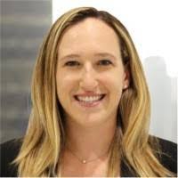 Sara Land's Instagram, Twitter & Facebook