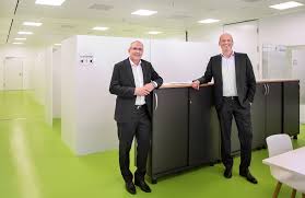 Bucht die volksbank auch samstags und sonntags oder eher nur an den arbeitstagen? Sparkasse Hannover Und Hannoversche Volksbank Gemeinsam Impfen