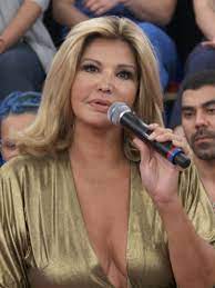 Roberta Close diz que era castigada pelos pais por ser transexual