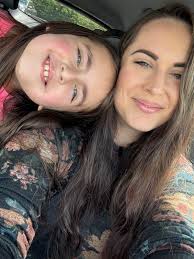 Humans resemble lions more than apes