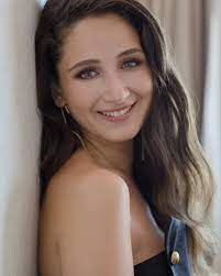 Kazara aşk oyuncuları yavaş yavaş netleşmektedir. Kazara Ask Basrol Oyuncusu Gokce Akyildiz Oldu Dizicenter