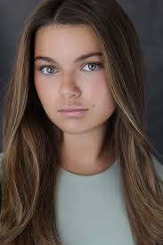 Mila Harris's Instagram, Twitter & Facebook