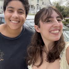 Hi I'm Isabella!! I am an incoming sophomore transfer student class of '28  for bfa stage management! I love hanging out with my friends, going to  concerts, attending regional and broadway shows,